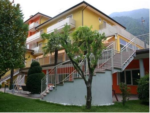 Castel Lodron Hotel — hotel in Storo