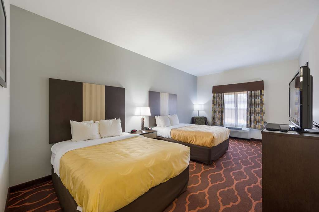 Quality Inn & Suites Huntsville Research Park Area - photo 8