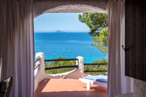 Villa Eliana sul Mare — 4-Star Luxury Hotel in Sant'anna Arresi, Italy