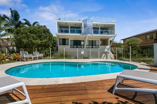 Ocean View Villa Marco @ Marcus Beach — 4-Star Luxury Hotel in Noosa Heads, Australia