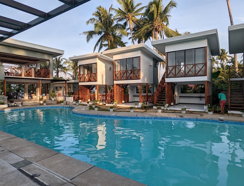 Bakawan Hideaway Resort and Restaurant — 4-Star Luxury Hotel in Tomas Oppus, Philippines
