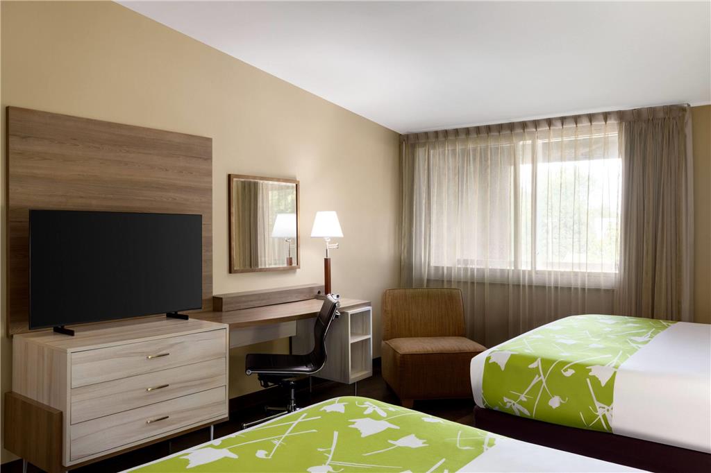 Wyndham Garden Washington DC Area - photo 13
