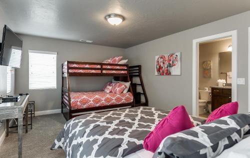Red Cliffs Retreat - photo 34