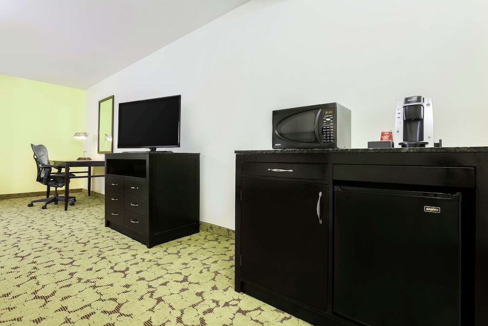 Hilton Garden Inn Dallas Lewisville - photo 9