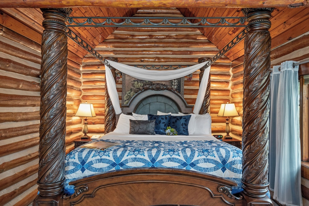 Tall Pines Inn - photo 36