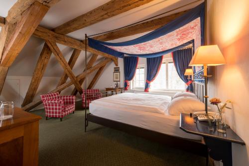 Hotel & Restaurant Alte Rheinm hle in Schaffhausen, Switzerland
