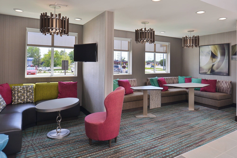Residence Inn Cedar Rapids South - photo 2
