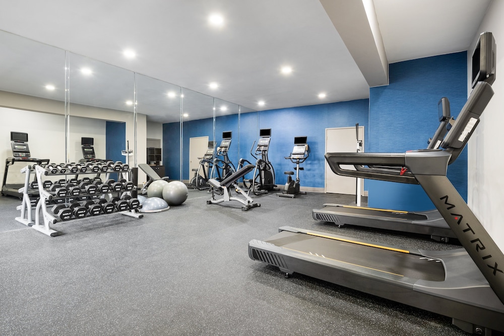 Holiday Inn Express Simi Valley by IHG - photo 33