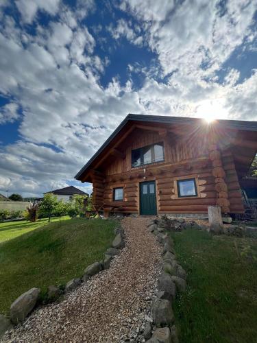 Holzhaus Wildsbergblick - carbon neutral hotel in Unknown City