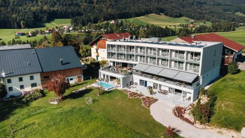Landhotel Prielbauer — Zell Am Moos — photo 2