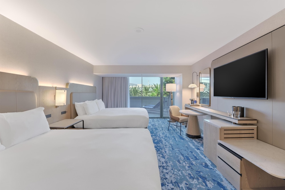 Hilton Anaheim - photo 51