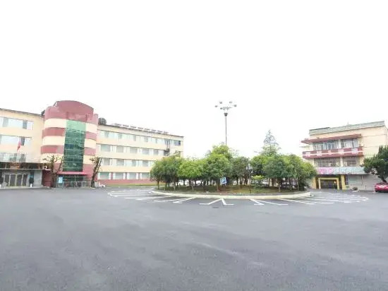 Longshangong Hotel in Jinxi, People's Republic of China