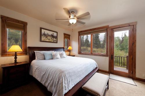 Twilight 48 Penstock Court - photo 28