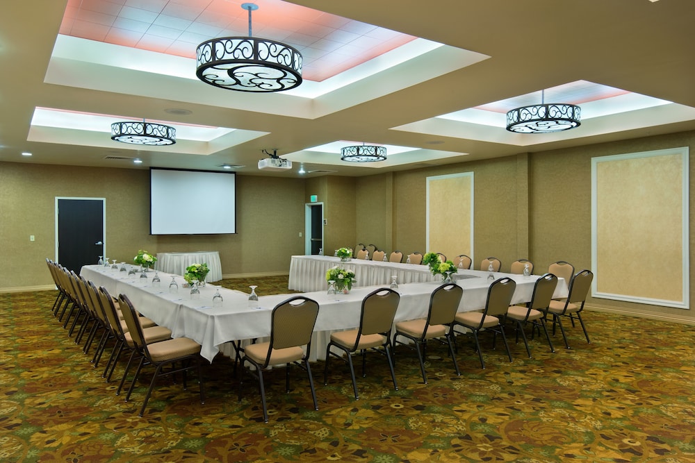 Oxford Suites Boise - photo 33