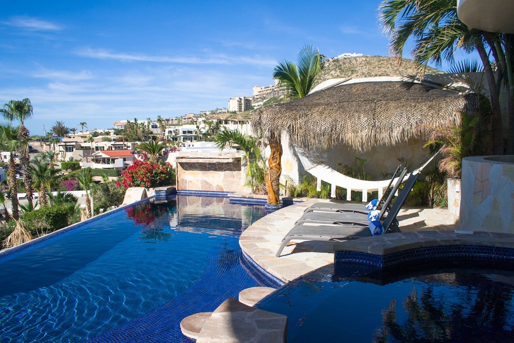 Casa Brisa del Mar — 4-Star Luxury Hotel in Cabo San Lucas, Mexico