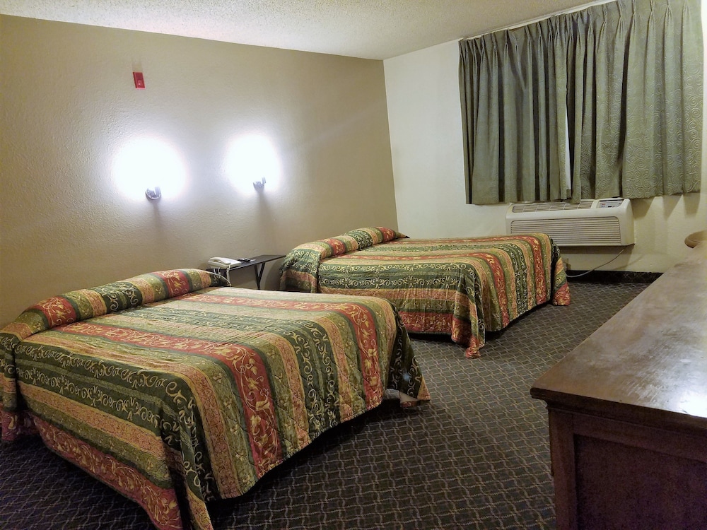 Travel Time Motel - photo 10
