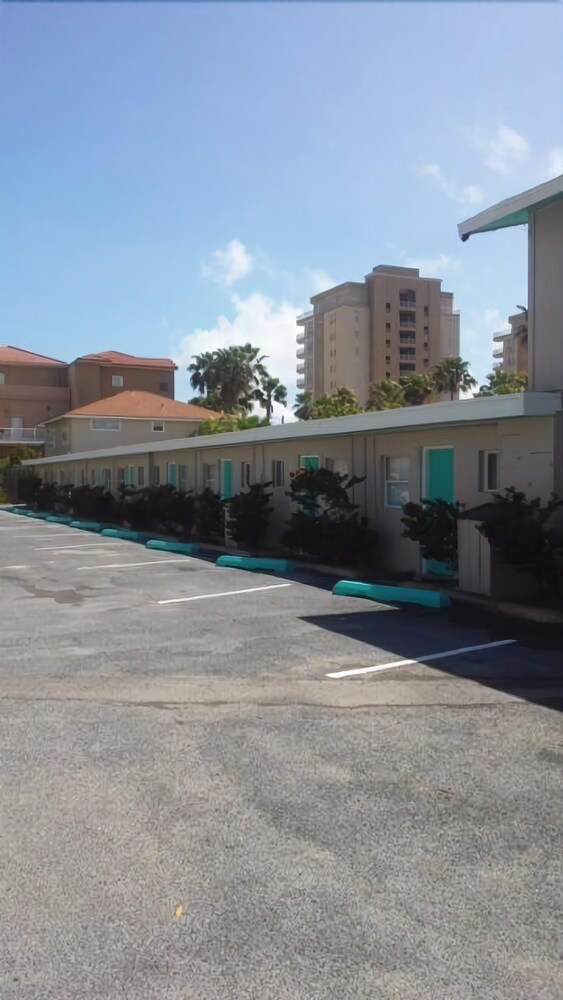 South Beach Inn Beach Motel - photo 76