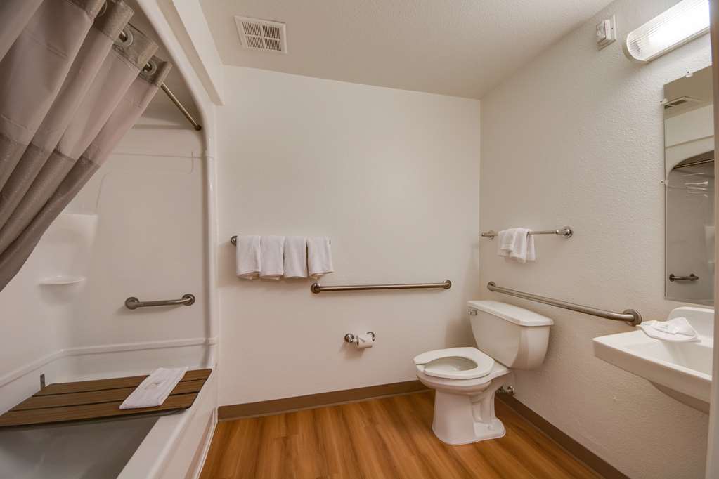 Motel 6 Brownsville TX - photo 14