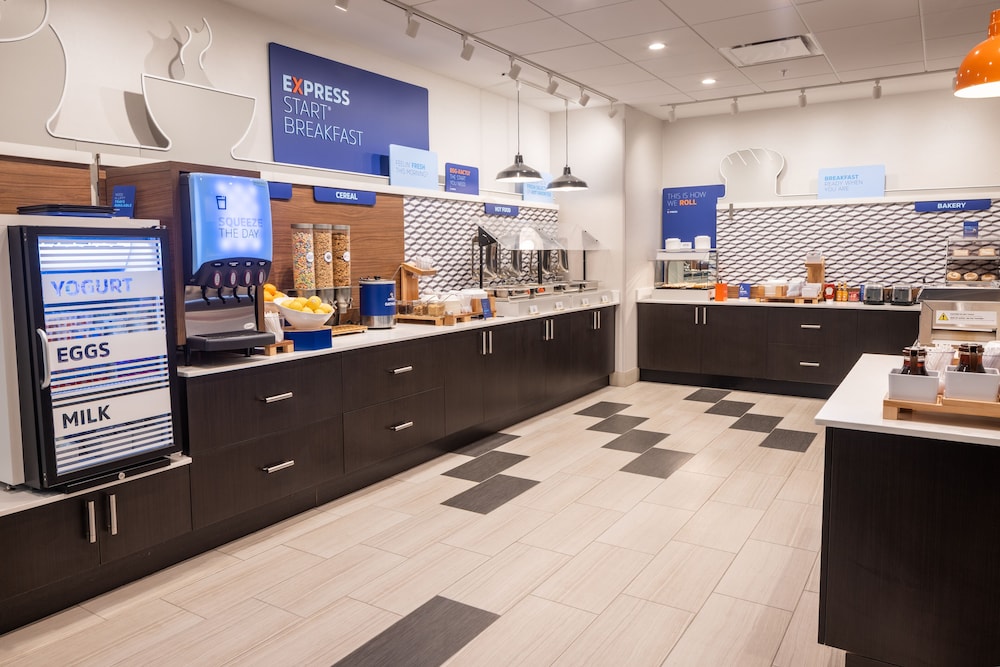Holiday Inn Express & Suites Bourbonnais East Bradley by IHG - photo 17