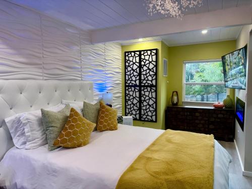 Private Luxury Suite Near SF & Wine Country — 4-Star Luxury Hotel in San Rafael, United States