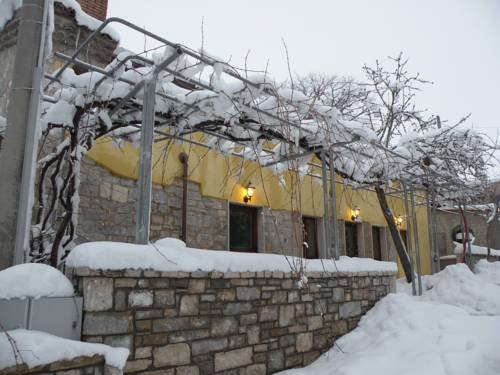 Agriturismo La Ginestra — 4-Star Luxury Hotel in Cercemaggiore, Italy