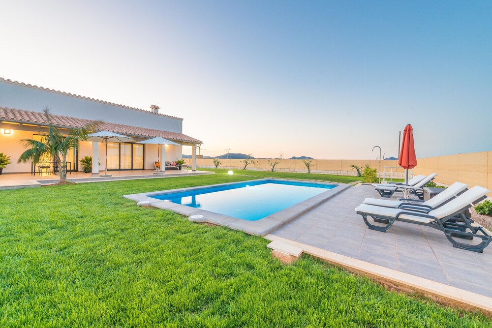 2Kortons in Muro, Spain