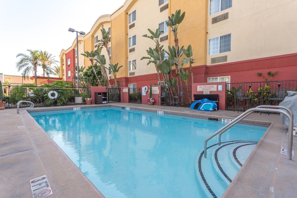 TownePlace Suites By Marriott Anaheim Maingate Near Angel Stadium - photo 26
