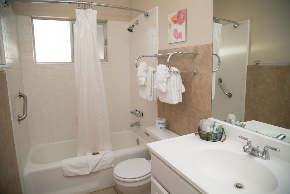 Inn at Deep Canyon - photo 44