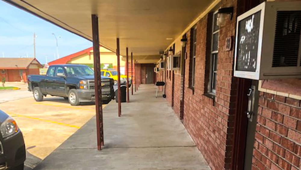 Budget Inn Ardmore - photo 25