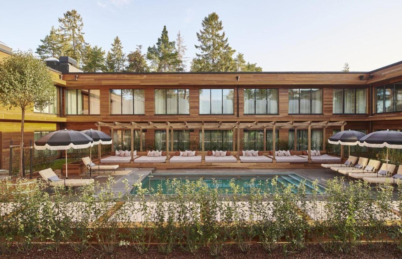 Ellery Beach House — 4-Star Luxury Hotel in Lidingoe, Sweden