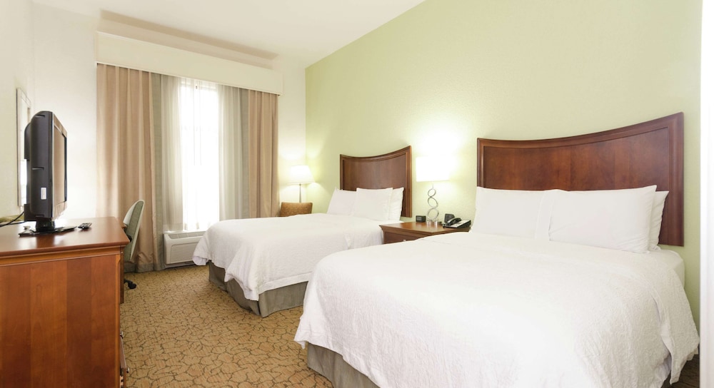 Hampton Inn Hickory - photo 14