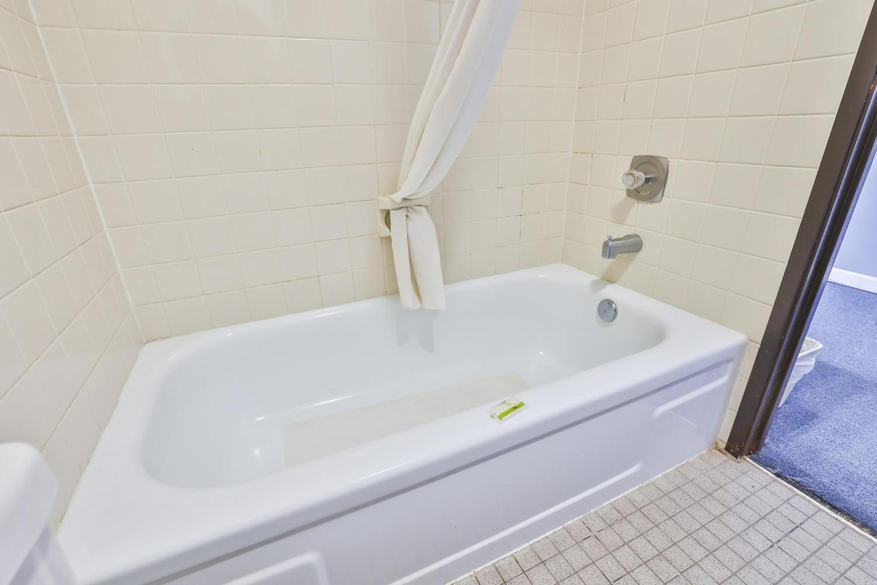 OYO Hotel Pipestone MN Canterbury Park - photo 46