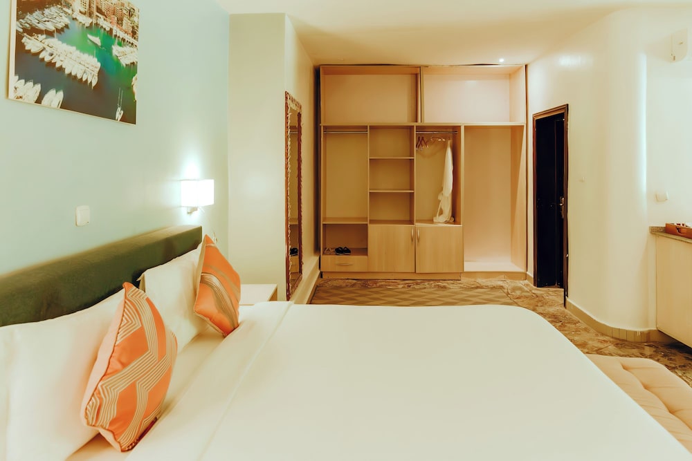 Belombre in Kigali, Rwanda