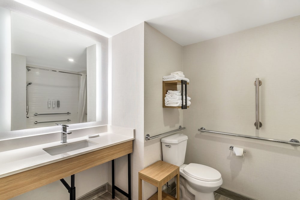 Hampton Inn Atlanta Stockbridge - photo 23