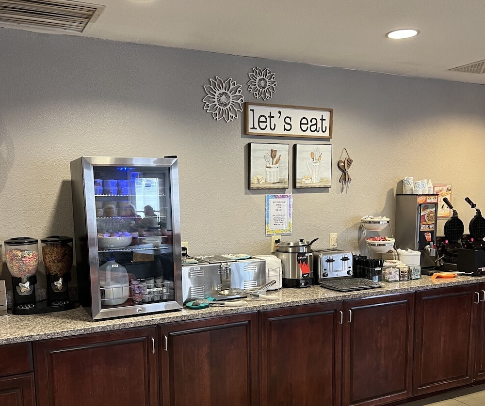 GrandStay Hotel & Suites Becker Big Lake - photo 21