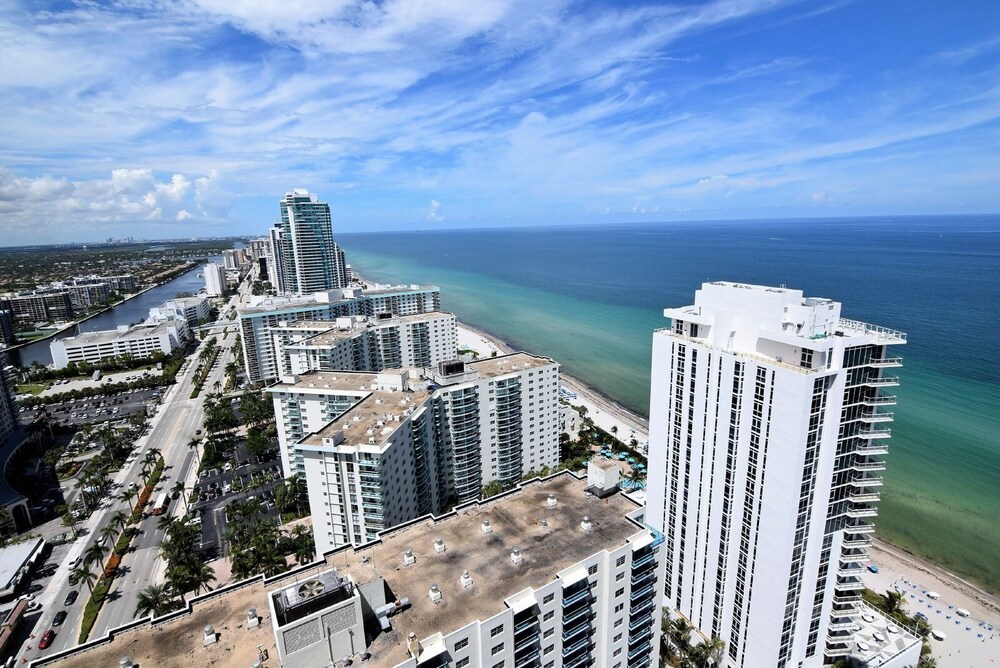 Hyde 3308 2 Beds 2 Baths Unit At The Hyde Beach Resort And Residences - photo 26