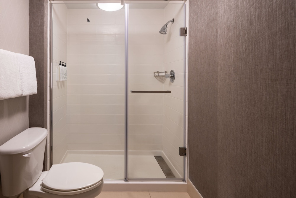 SpringHill Suites by Marriott West Mifflin - photo 12