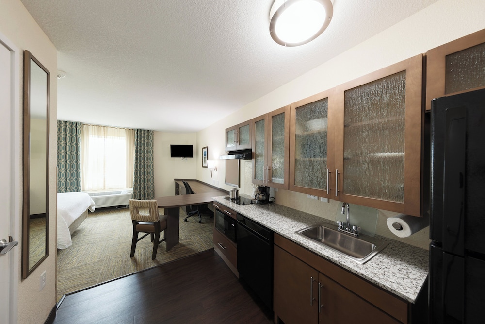 Candlewood Suites Panama City Beach Pier by IHG - photo 27