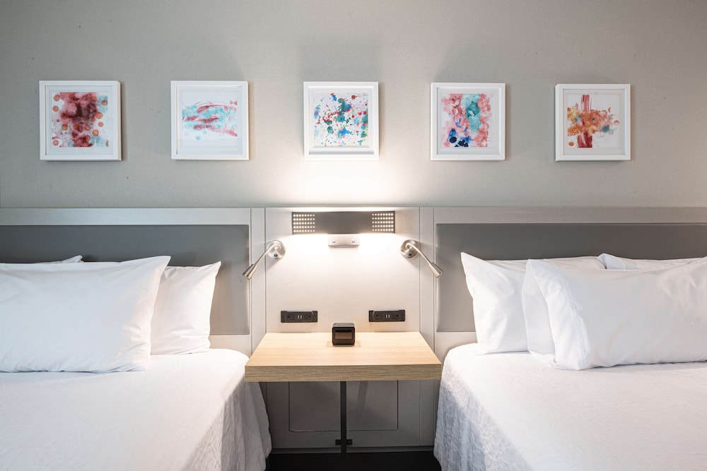 Hilton Garden Inn Asheville South - photo 10