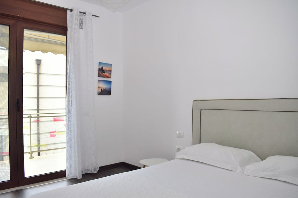 Lalzit Bay Dream Villa Happy Rentals — Ishem — photo 2