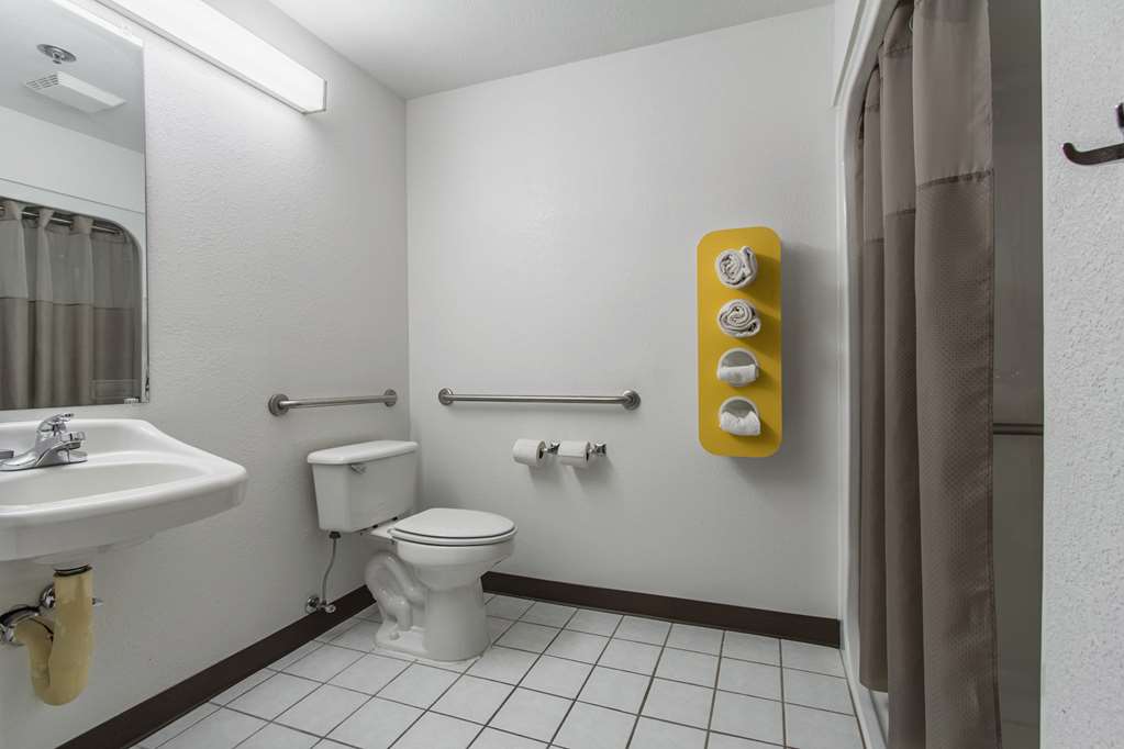 Motel 6 Streetsboro OH - photo 19