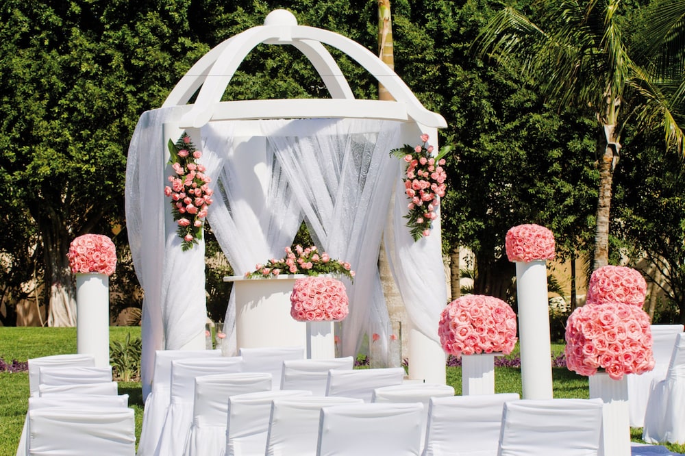 Indoor wedding