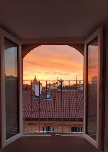 Top View Torino con vista Mole Antonelliana — 4-Star Luxury Hotel in Turin, Italy