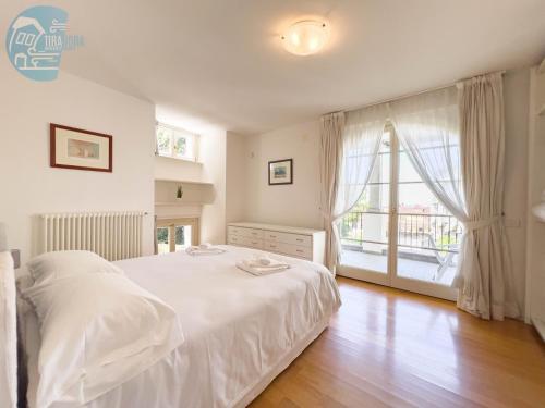 Cattedrale 5 Tirabora Short Rent — 4-Star Luxury Hotel in Trieste, Italy