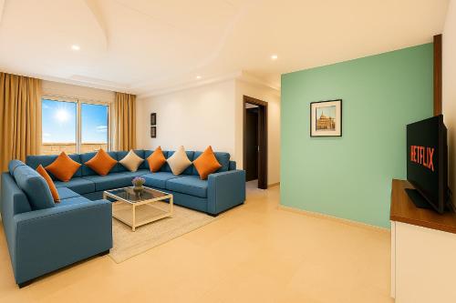 Cosy sunny 2BR central near train and tram — 4-Star Luxury Hotel in Casablanca, Morocco