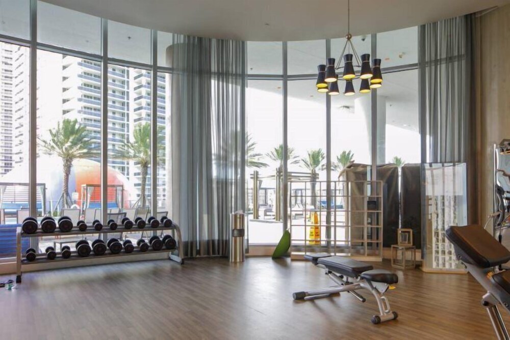 Best Ocean & Bay Views 2 Bed 2 Bath @ Hyde Resort - photo 40