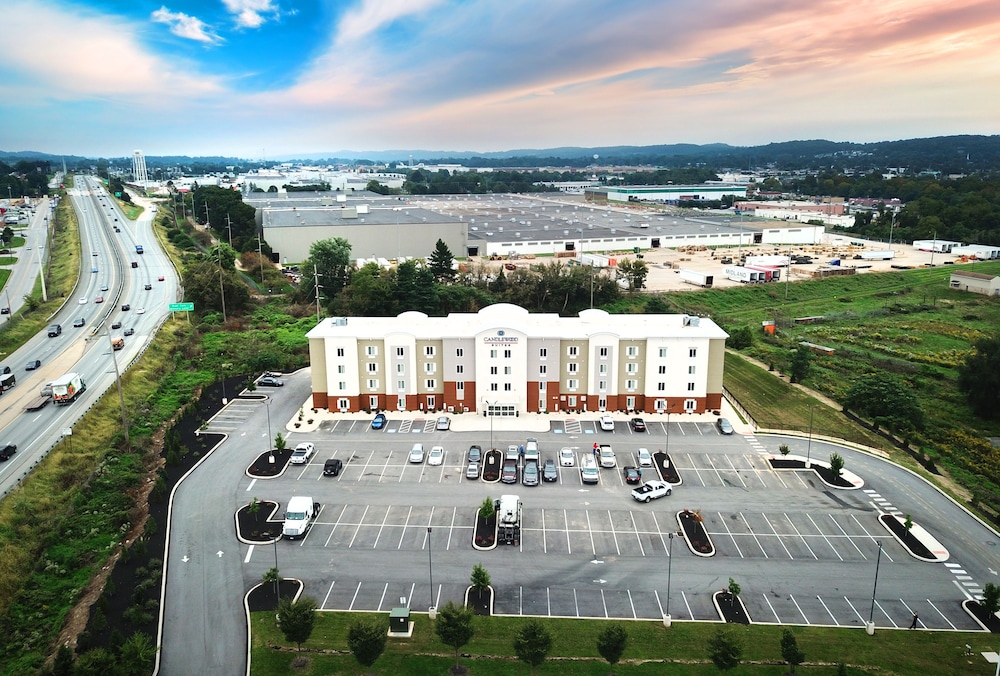 Candlewood Suites York by IHG - photo 21
