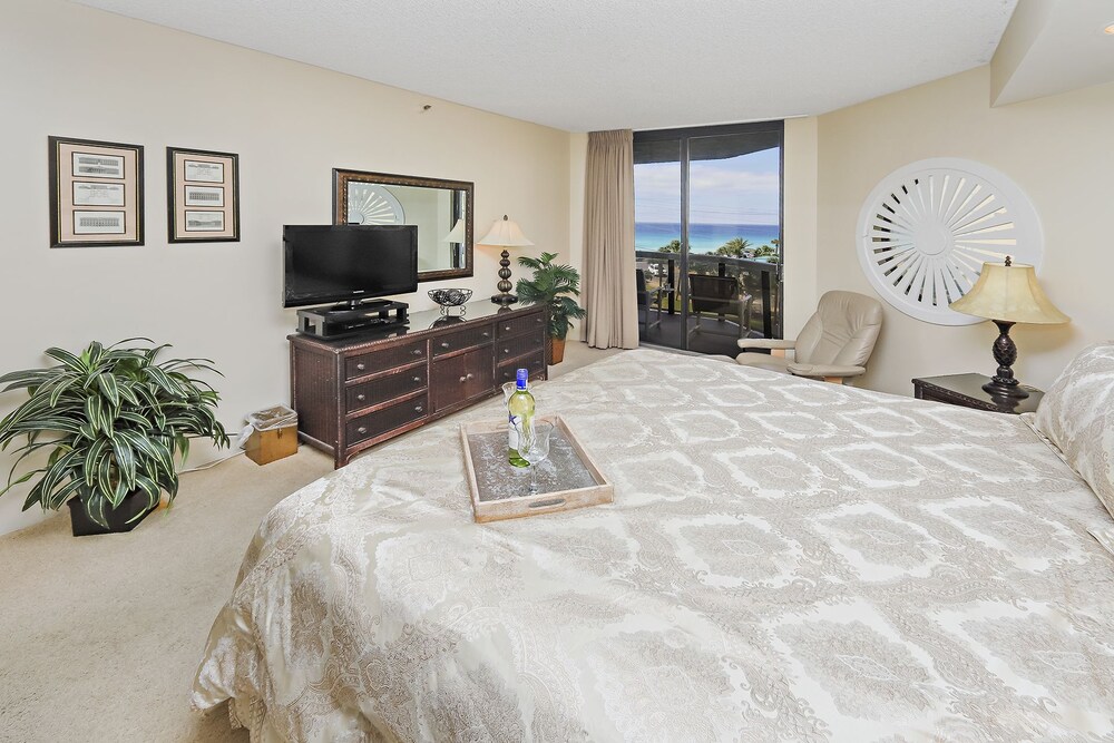 Surfside Resort 206 by RedAwning - photo 7