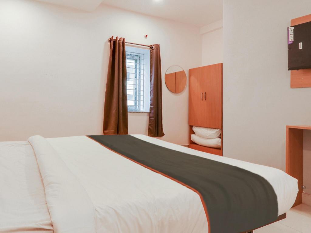 Super Collection O White Ridge Kamineni — 4-Star Luxury Hotel in Hyderabad, India