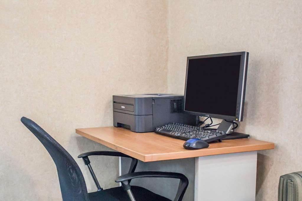 Quality Inn Brunswick Cleveland South - photo 21